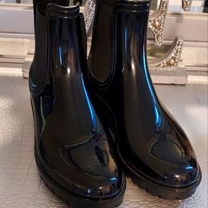 Black size 10 Primark rain boots